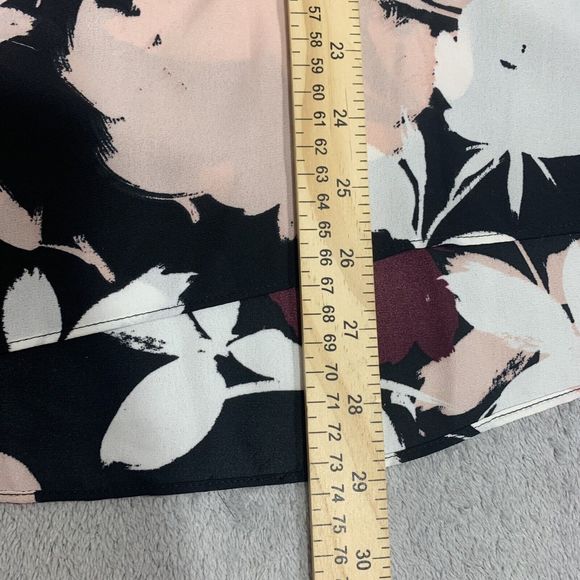 Vince Camuto Floral Hi Lo Blouse Size Small Women’s - Picture 9 of 9